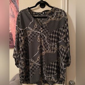 Plus Size Women’s black/brown neat design blouse size 2X pre-owned